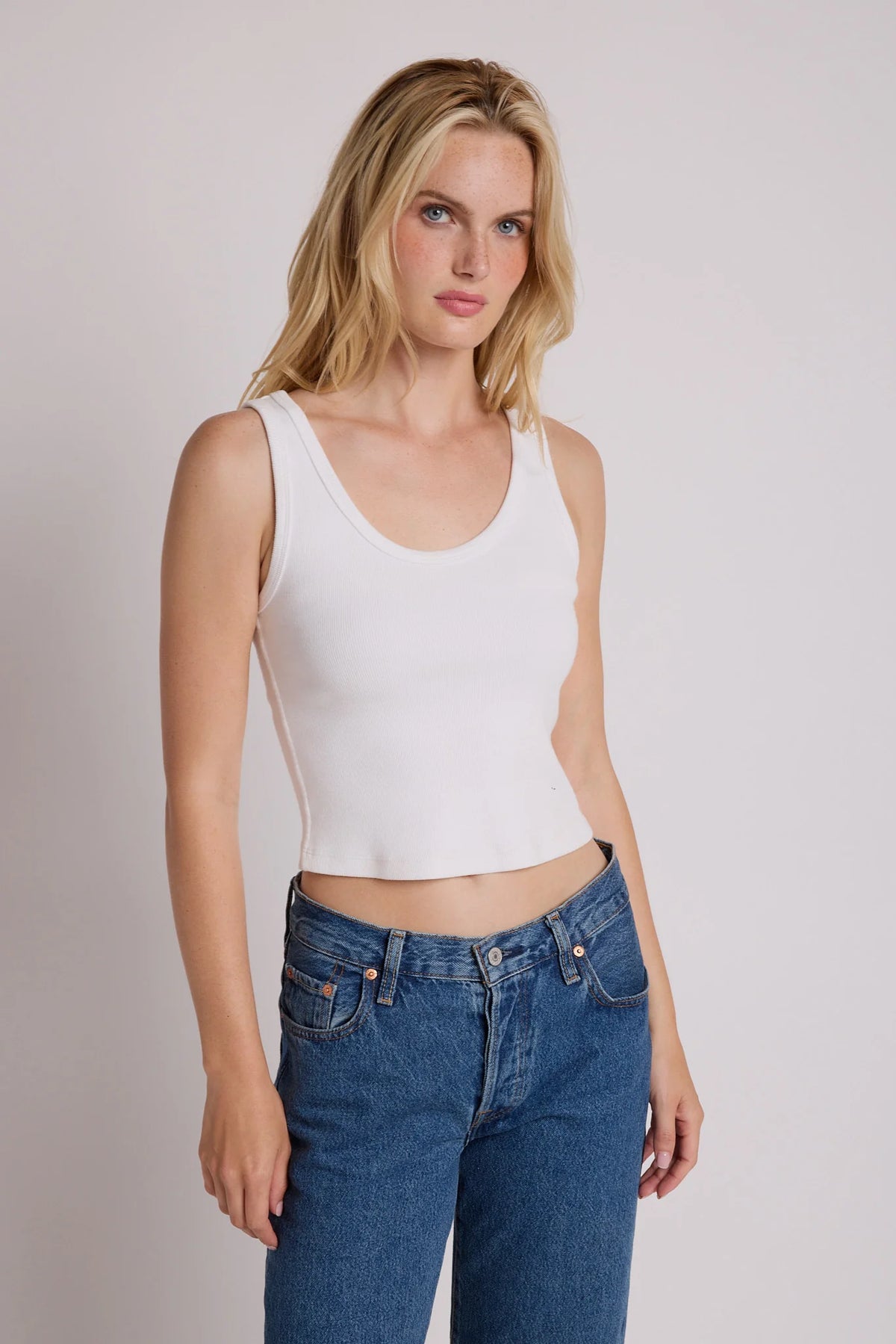 Blondie - White